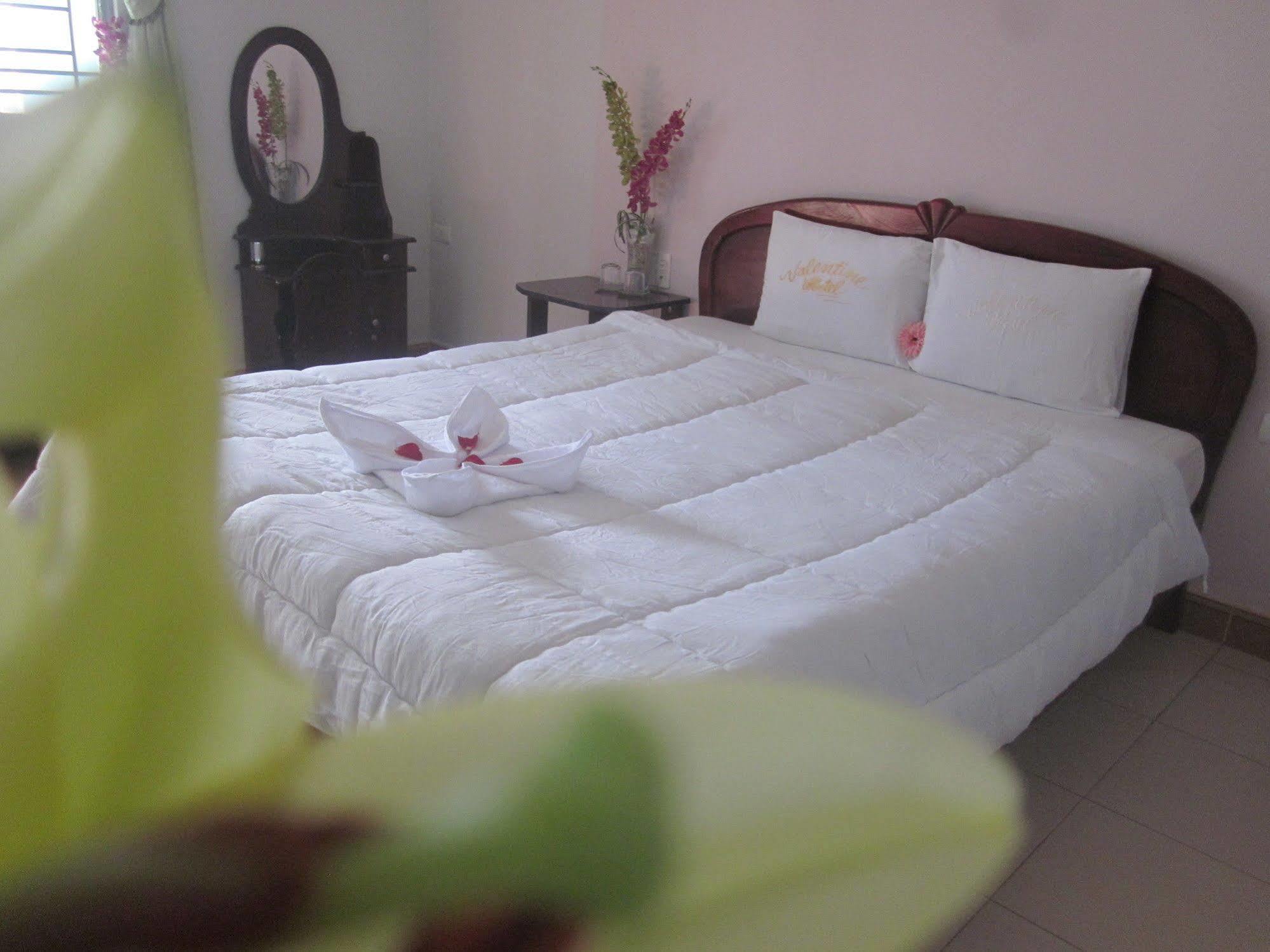 Valentine Hotel هوي المظهر الخارجي الصورة