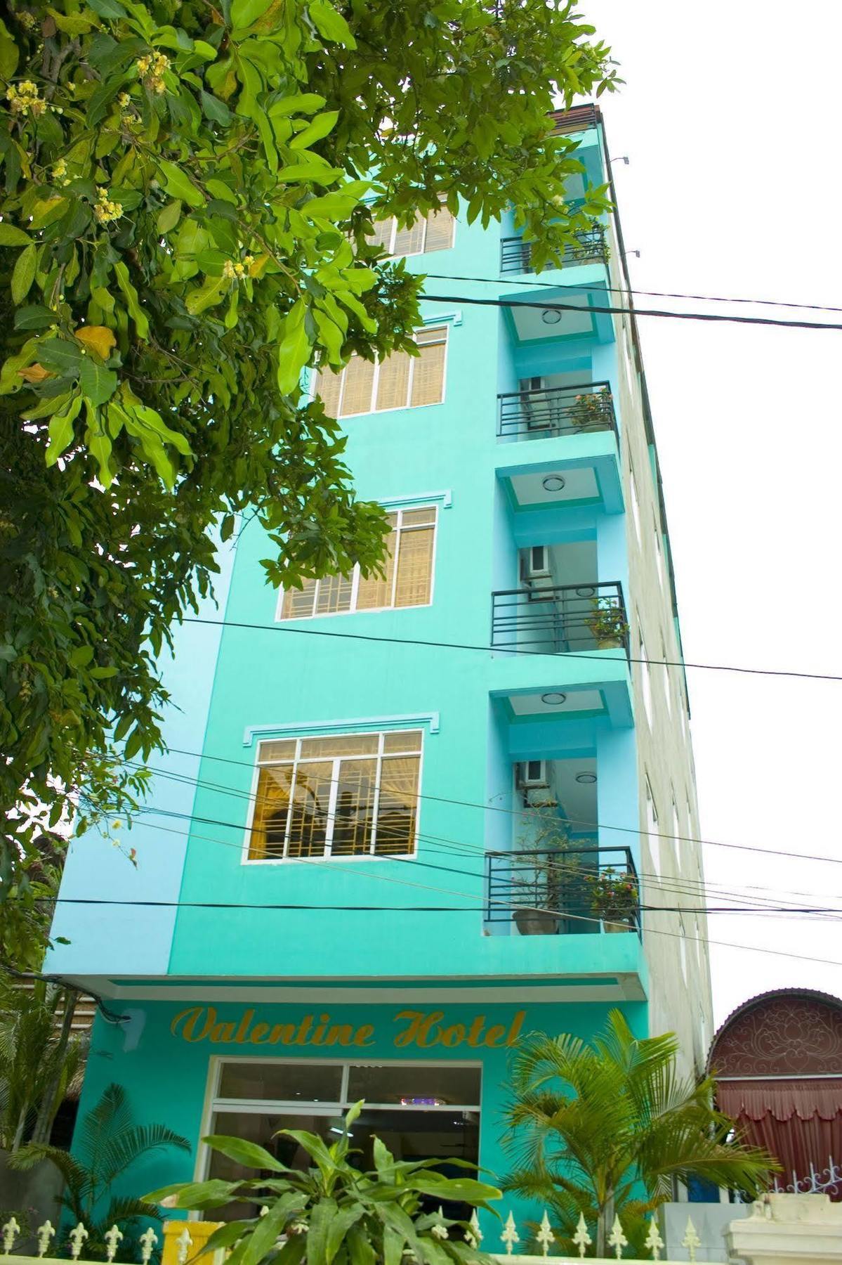 Valentine Hotel هوي المظهر الخارجي الصورة